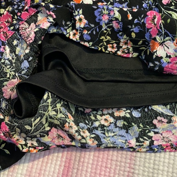 Cute Mid-waist floral print skirt - Picture 4 of 4